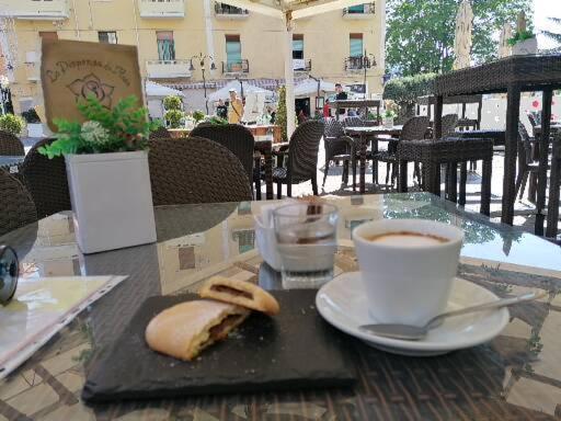Bed and Breakfast I Baronetti In Centro Агрополи Экстерьер фото